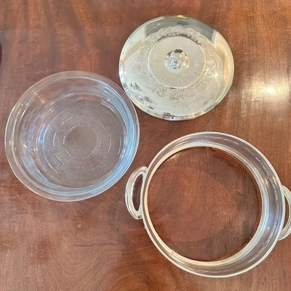 “Primrose Plate” serving dish - Picture 8 of 10